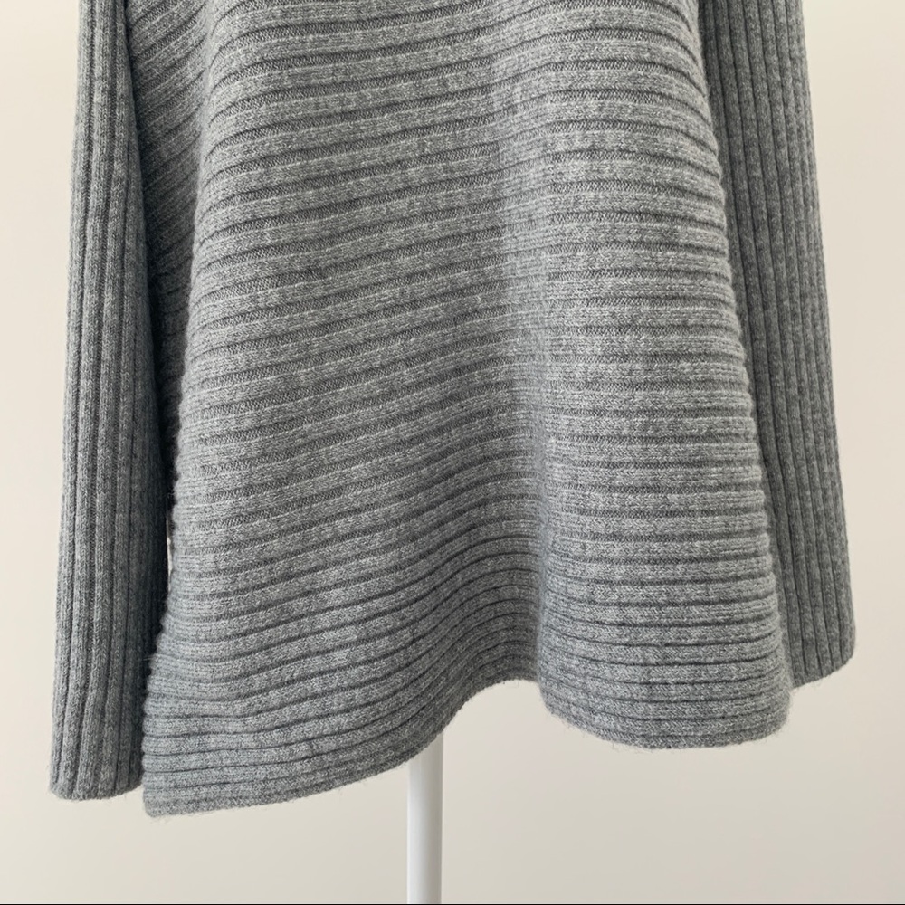 Lou & Grey Ribbed Off-Shoulder Sweater - Picture 6 of 9